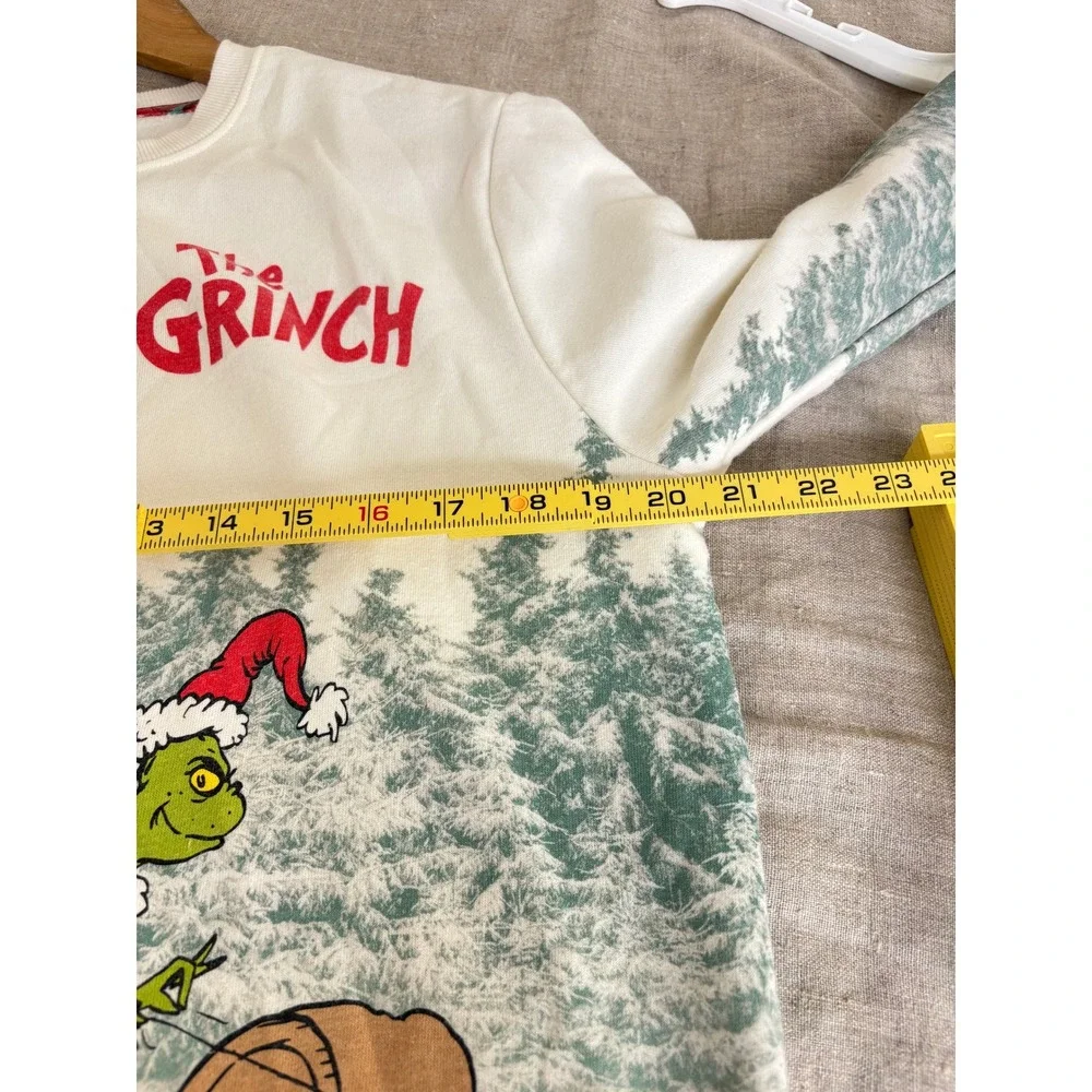 The Grinch Dr Seuss Christmas Sweatshirt Womens Medium Holiday Fleece
